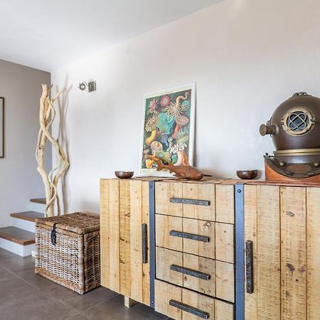 L'Odyssee Provencale, Un Duplex De Charme De 2 Chambres Au Pied Du Village Medieval De Bormes-Les-Mimosas, Offrant Des Prestations Haut De Gamme Et Une Superbe Vue Sur Le Massif Des Maures Екстериор снимка