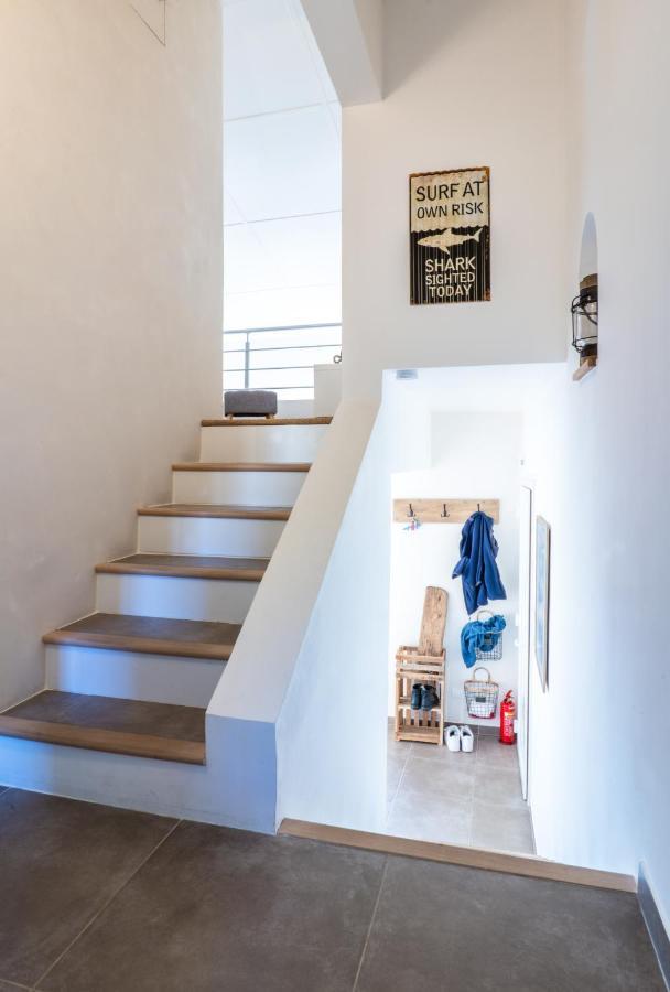 L'Odyssee Provencale, Un Duplex De Charme De 2 Chambres Au Pied Du Village Medieval De Bormes-Les-Mimosas, Offrant Des Prestations Haut De Gamme Et Une Superbe Vue Sur Le Massif Des Maures Екстериор снимка
