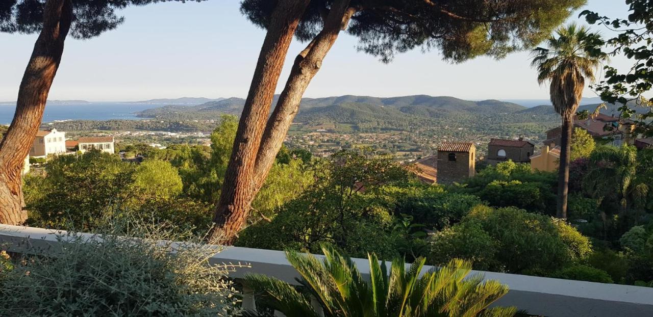 L'Odyssee Provencale, Un Duplex De Charme De 2 Chambres Au Pied Du Village Medieval De Bormes-Les-Mimosas, Offrant Des Prestations Haut De Gamme Et Une Superbe Vue Sur Le Massif Des Maures Екстериор снимка